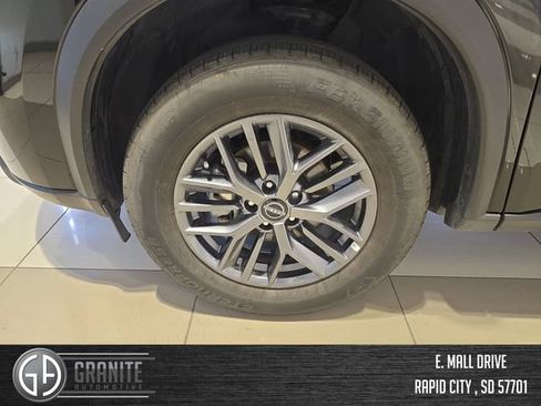 Used 2026 Nissan Rogue SV AWD/4WD image 27