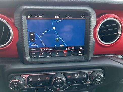 Used 2022 Jeep Gladiator Rubicon w/ LED Lighting Group image 5