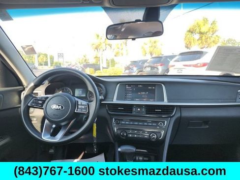 Used 2020 Kia Optima LX FWD image 2