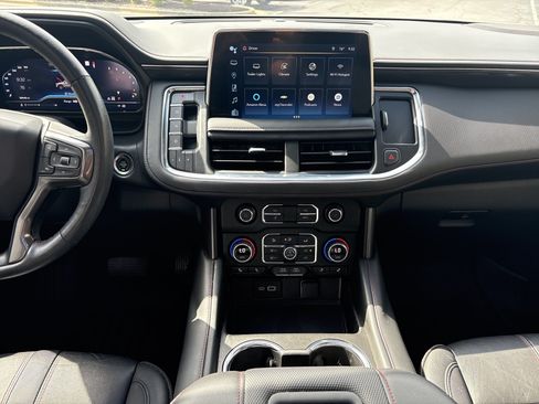 Used 2022 Chevrolet Tahoe RST w/ Luxury Package AWD/4WD image 30