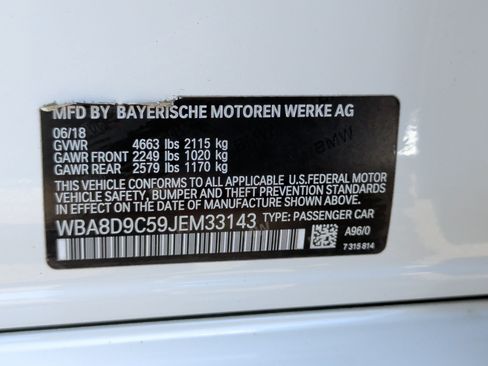 Used 2018 BMW 330i xDrive Sedan w/ Premium Package AWD/4WD image 39
