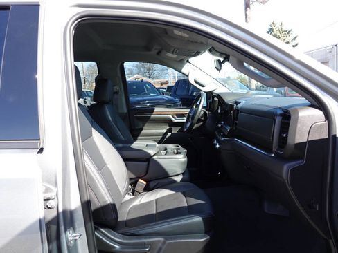 Used 2024 GMC Sierra 1500 Elevation image 34