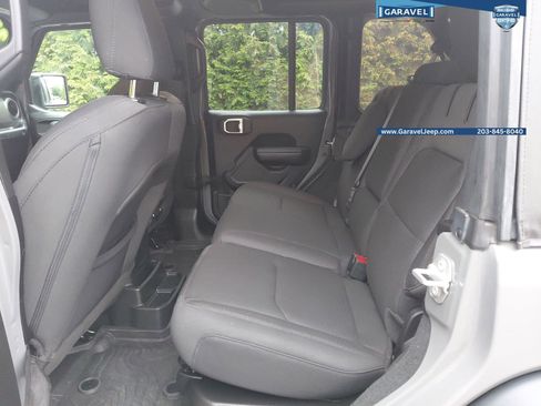 Used 2023 Jeep Wrangler Unlimited w/ Cold Weather Group AWD/4WD image 14