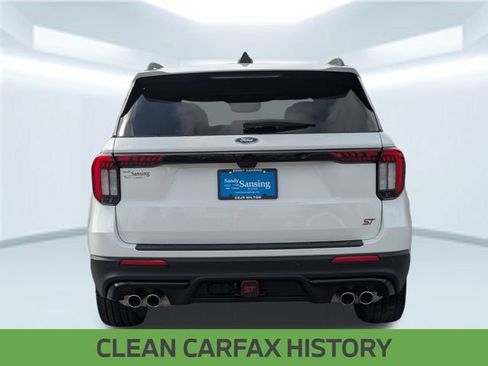 Used 2025 Ford Explorer ST image 4