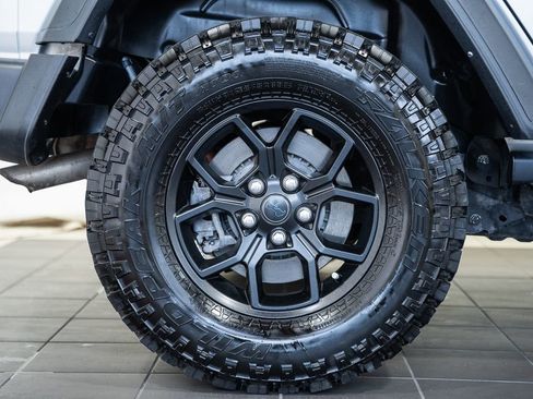 Used 2023 Jeep Wrangler Unlimited image 22