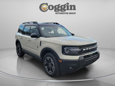 New 2025 Ford Bronco Sport Outer Banks image 5