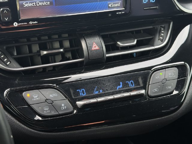 Used 2018 Toyota C-HR XLE FWD image 21