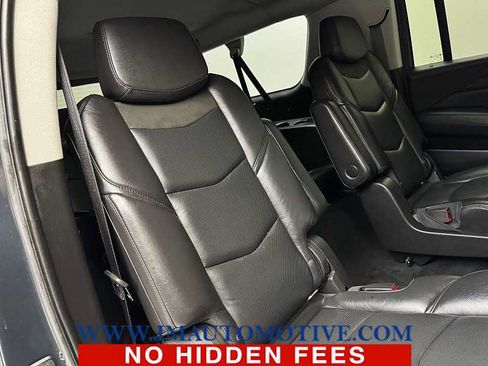 Used 2019 Cadillac Escalade ESV Luxury AWD/4WD image 23