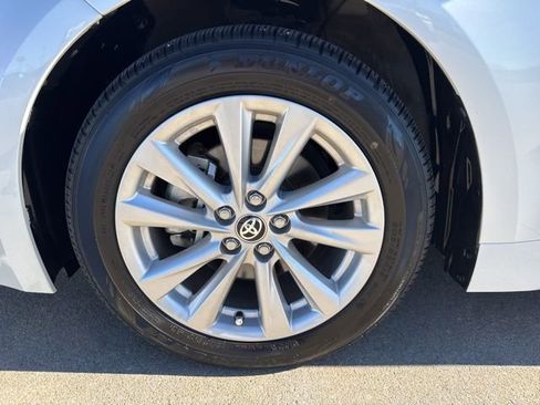 Certified 2024 Toyota Corolla SE image 9