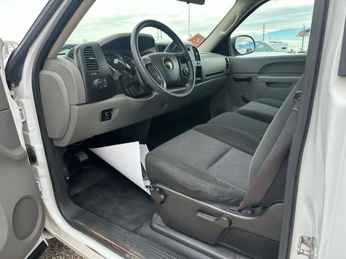 Used 2013 Chevrolet Silverado 2500 W/T image 23