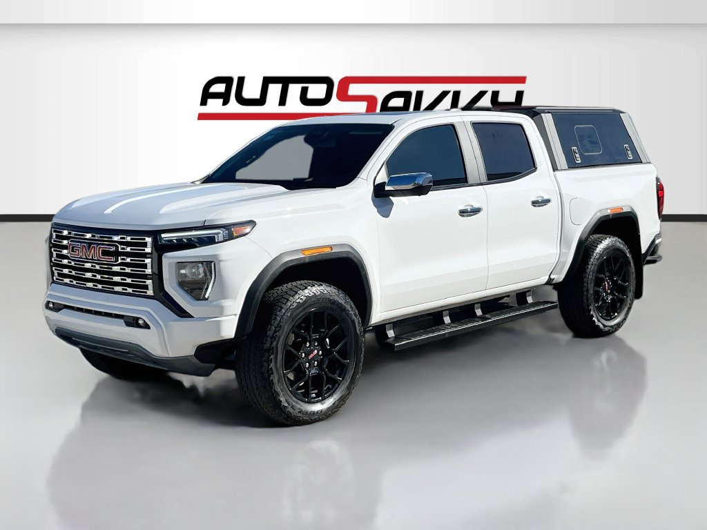 Used 2024 GMC Canyon Denali AWD/4WD image 3