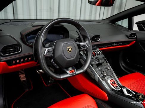 Used 2019 Lamborghini Huracan LP 580-2 image 31