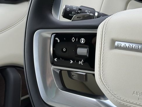 New 2025 Land Rover Range Rover SE image 19
