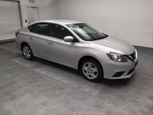 Used 2019 Nissan Sentra S FWD image 11