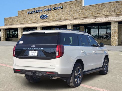 New 2027 Ford Expedition Active RWD image 5