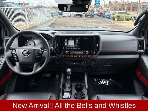Used 2025 Nissan Frontier PRO-4X w/ Pro Premium Package image 13