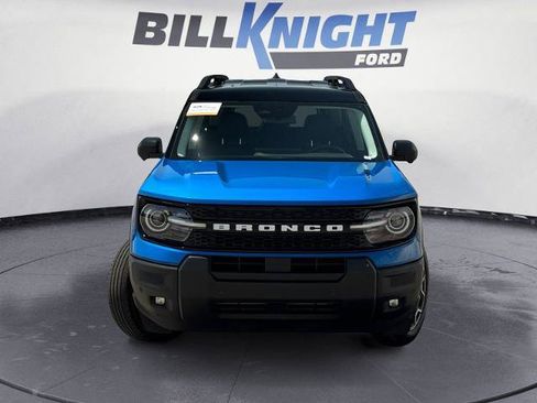 Certified 2025 Ford Bronco Sport Outer Banks w/ Outer Banks Tech Package+ AWD/4WD image 8