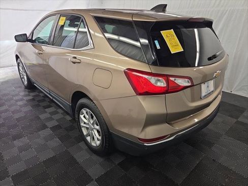Used 2018 Chevrolet Equinox LT FWD image 24