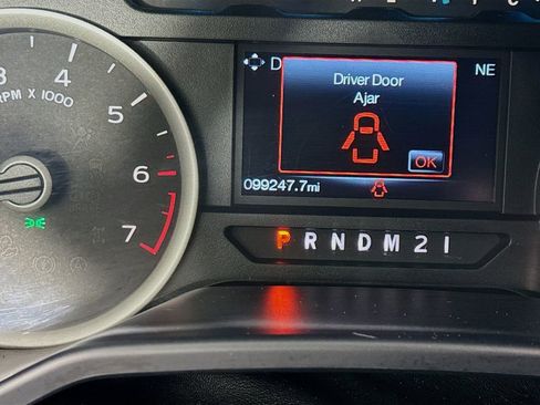 Used 2016 Ford F150 XLT w/ XTR Package image 12