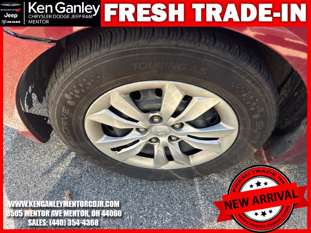 Used 2011 Hyundai Sonata GLS FWD image 5