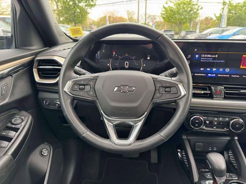 Used 2024 Chevrolet TrailBlazer ACTIV w/ Convenience Package AWD/4WD image 23