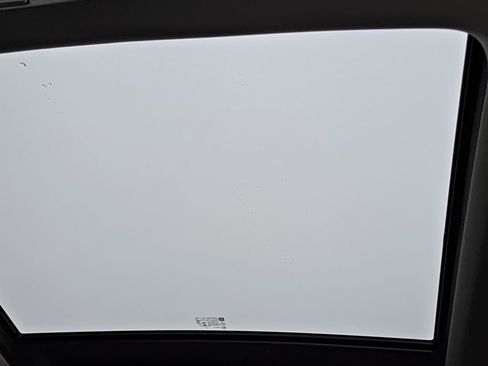 Used 2020 Chevrolet Equinox Premier image 13