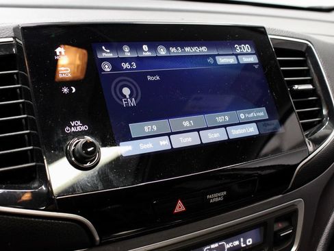 Used 2022 Honda Pilot EX-L image 3