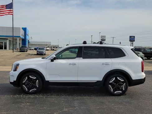Used 2025 Kia Telluride S AWD/4WD image 3