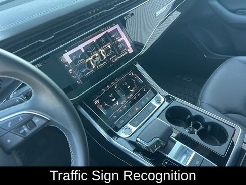 Used 2025 Audi Q7 2.0T Premium w/ Convenience Plus Package image 23