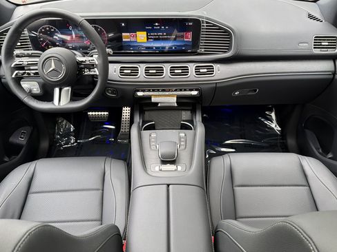 New 2026 Mercedes-Benz GLS 450 4MATIC image 12