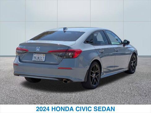 Used 2024 Honda Civic Sport image 7