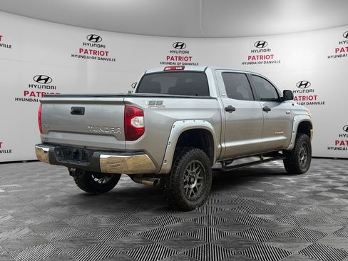 Used 2017 Toyota Tundra SR5 w/ SR5 Upgrade Package image 3