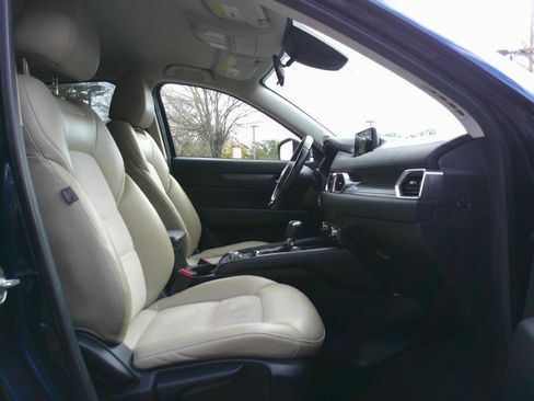 Used 2018 MAZDA CX-5 Touring image 17