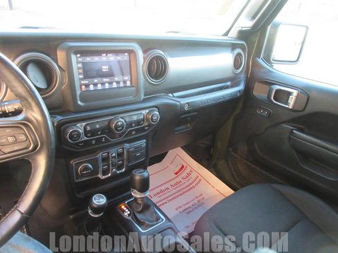 Used 2021 Jeep Wrangler Unlimited Sport image 11