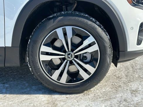 New 2026 Mercedes-Benz GLB 250 4MATIC image 9