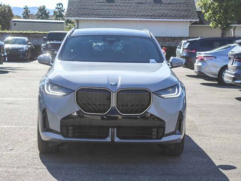 New 2026 BMW X3 xDrive30 w/ Premium Package image 2