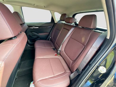 Used 2022 Kia Seltos SX w/ Sunroof Package image 25