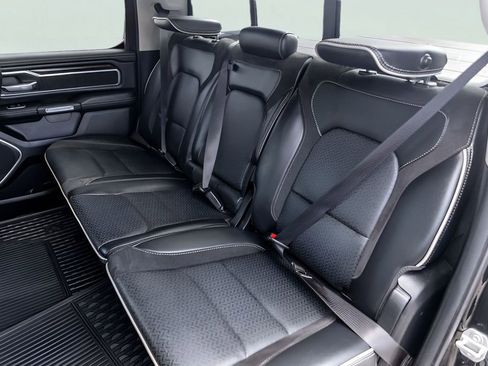 Used 2022 RAM 1500 Laramie AWD/4WD image 26