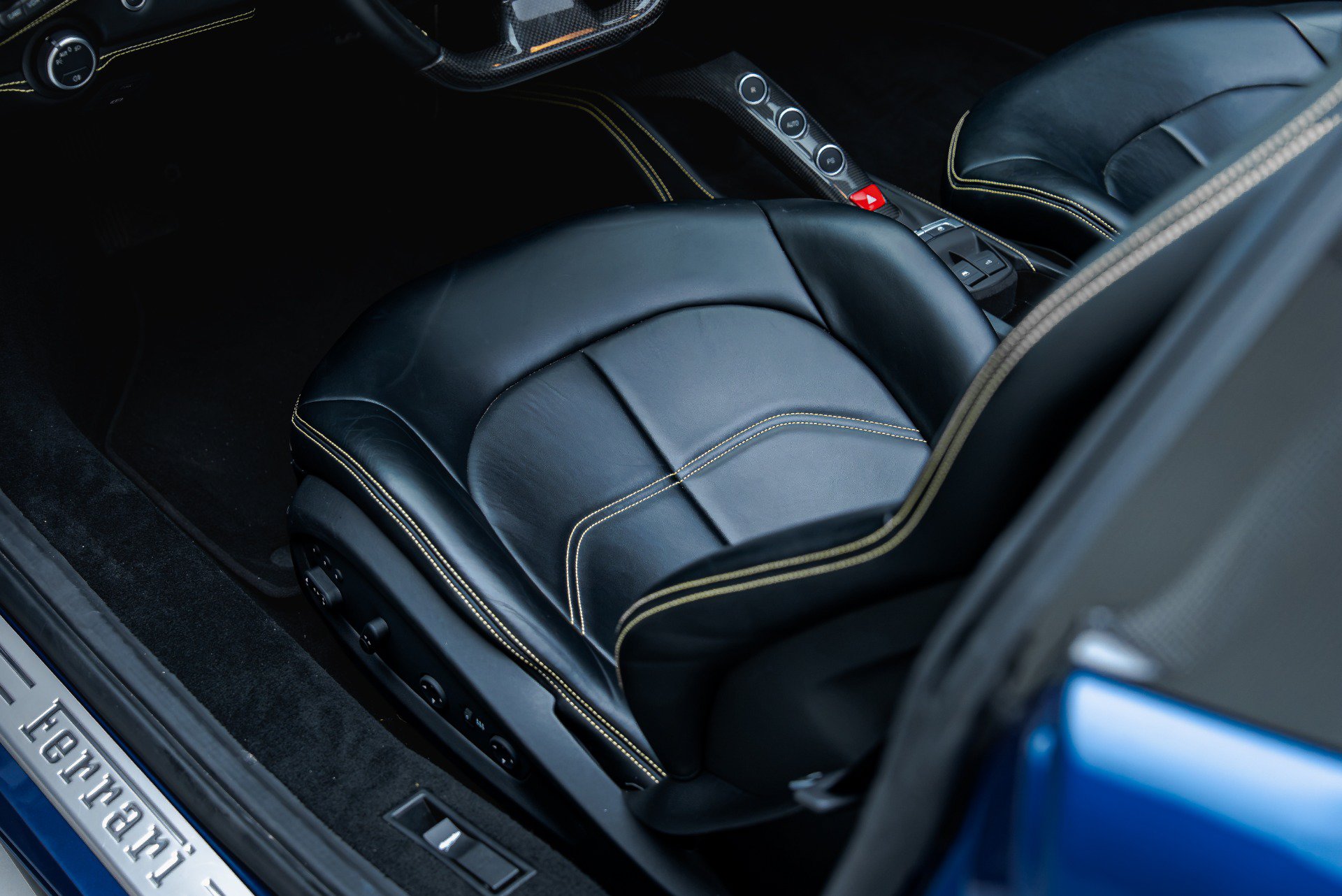 Used 2019 Ferrari 488 Spider RWD image 48