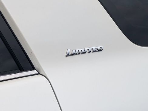 Used 2021 Toyota 4Runner Limited image 22