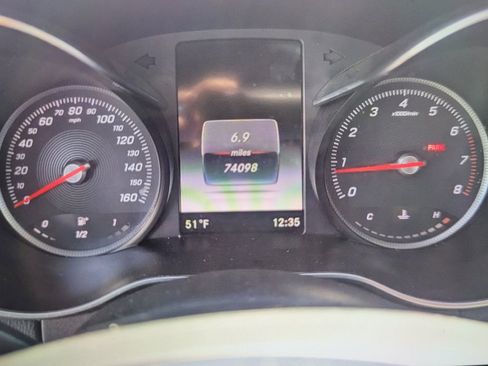 Used 2018 Mercedes-Benz C 300 4MATIC Sedan image 23