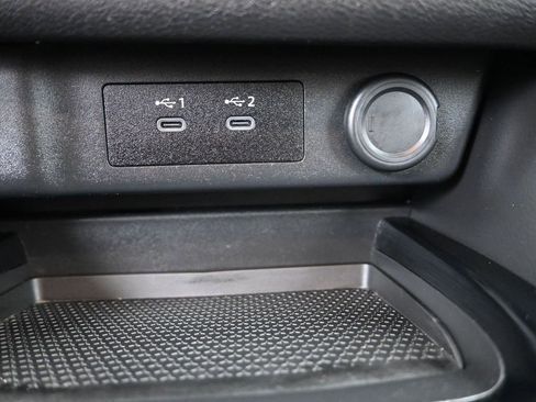 Used 2024 Nissan Rogue SV image 22