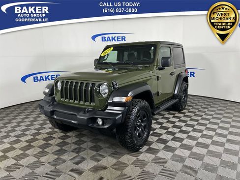 Used 2022 Jeep Wrangler Sport image 5