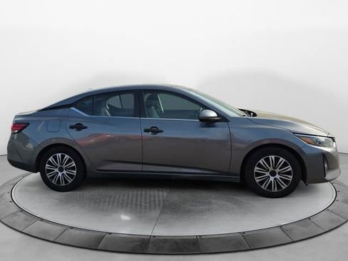 Used 2024 Nissan Sentra S image 6