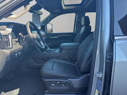 New 2025 GMC Sierra 2500 Denali w/ Technology Package image 10