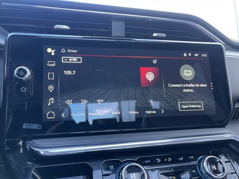 Used 2024 GMC Sierra 3500 Denali Ultimate image 13