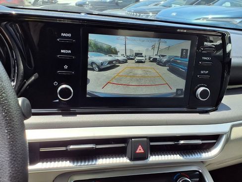 Used 2022 Kia K5 LXS FWD image 22