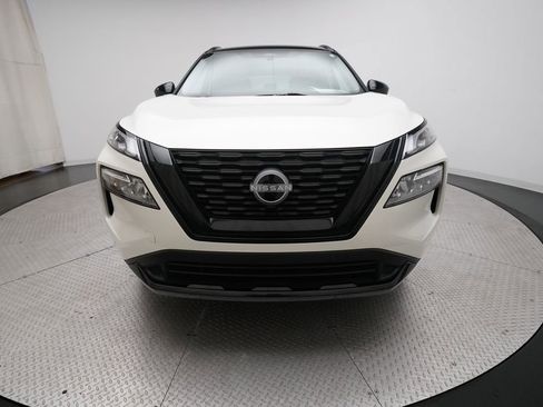 Certified 2023 Nissan Rogue SV w/ SV Premium B Package AWD/4WD image 11