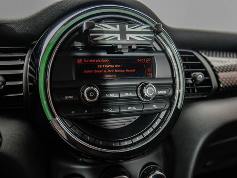 Used 2015 MINI Cooper S FWD image 27