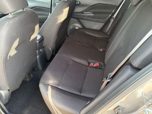 Used 2023 Nissan Kicks S image 33